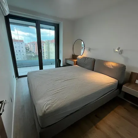 Apartment Summer Vibe Wave